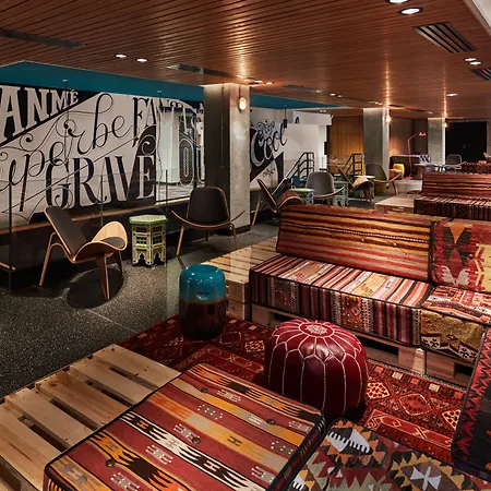 Generator Hostel Paris