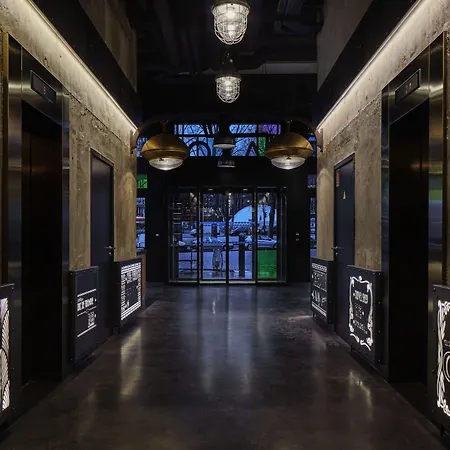 Generator Hostel