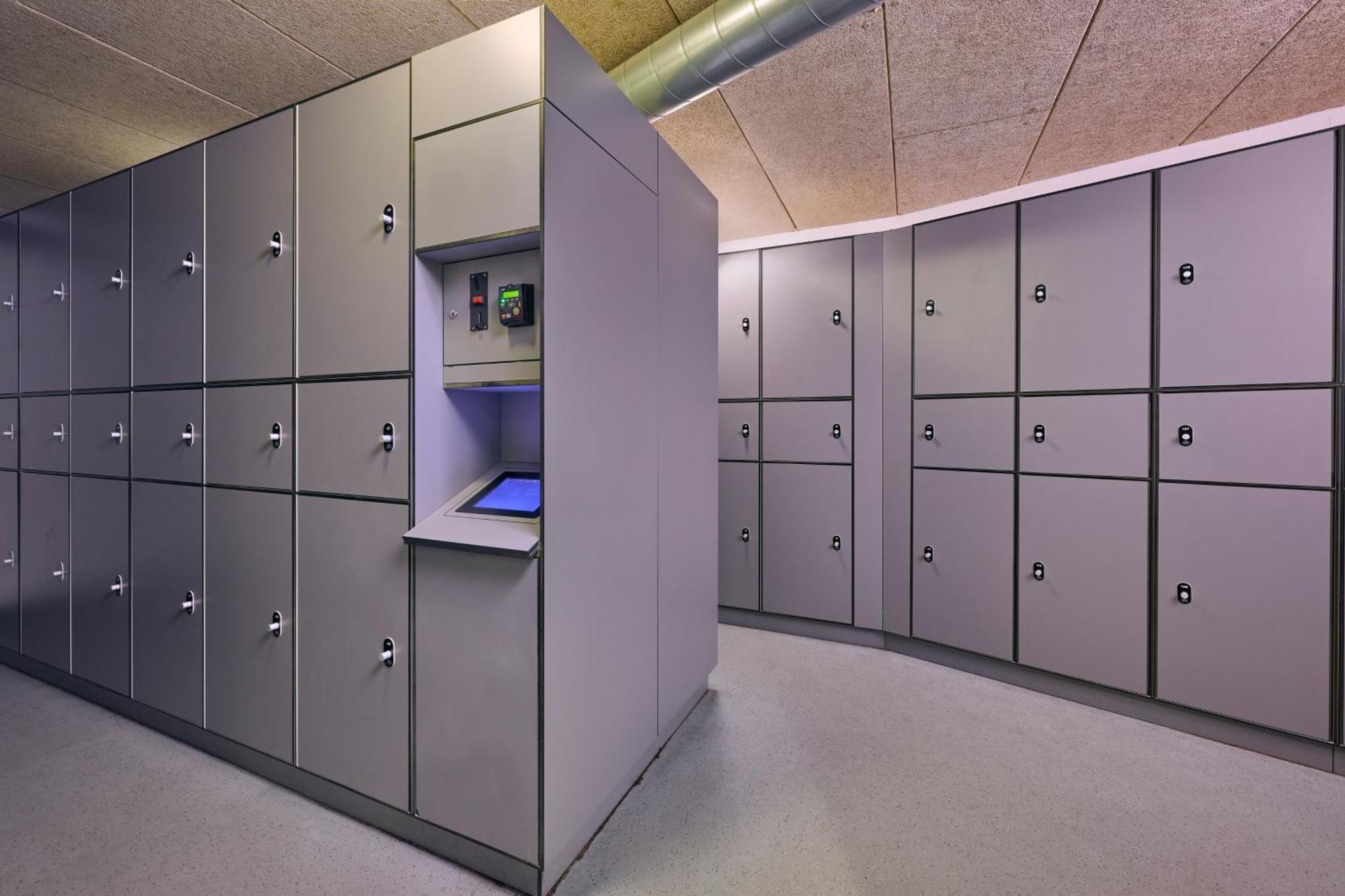 Generator Ostello Parigi